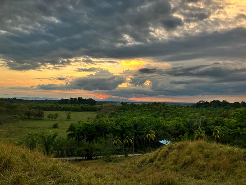 Titled to the road below, Views!