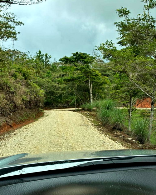 off main highway 200 mts to property